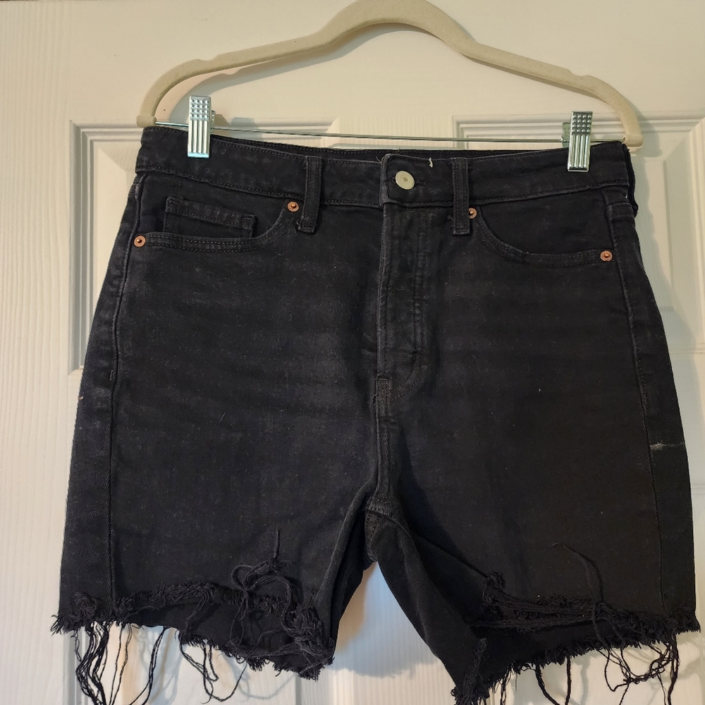 Old Navy O.G. Straight Secret Smooth Pockets Midi Shorts Size 8 Black